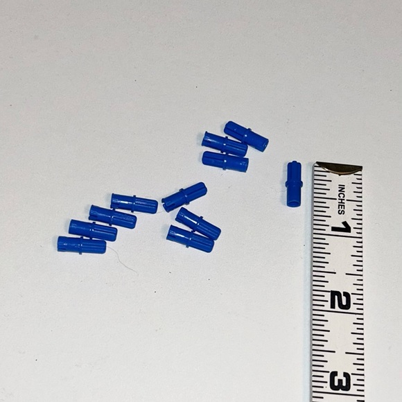 LEGO MINDSTORMS EV3 31313 Blue Replacement Parts - Picture 2 of 3